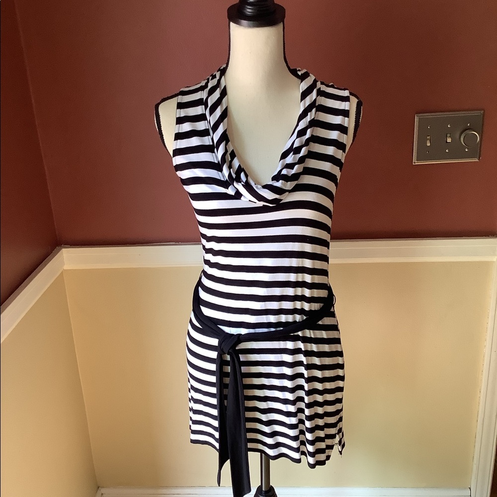 White House Black Market striped tunic